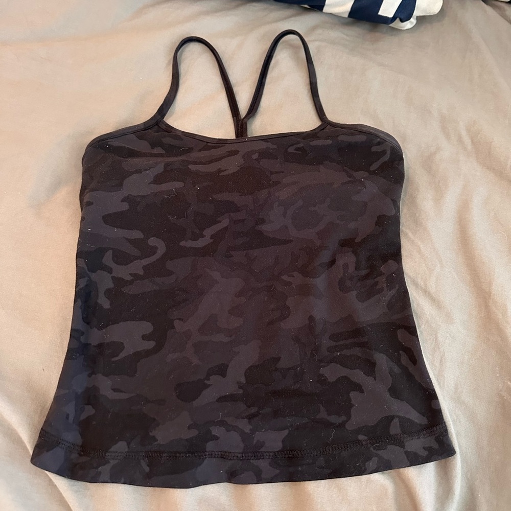 Lululemon Cropped tank top